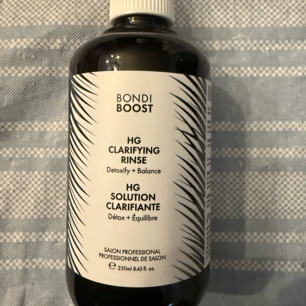 New Bondi boost clarifying rinse 8.45 fluid ounces